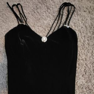 Elegant Black Midi Dress